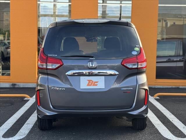 フリードハイブリッド ハイブリッド・Ｇホンダセンシング　禁煙車　ホンダセンシング　両電スラ　インターナビセット　Ｂカメラ　フルセグ　ＬＥＤヘッド　　シートヒーター　２列目キャプテンシート　ロールサンシェード　スマートキー　ＥＴＣ　ドラレコ　外１５ＡＷ（14枚目）
