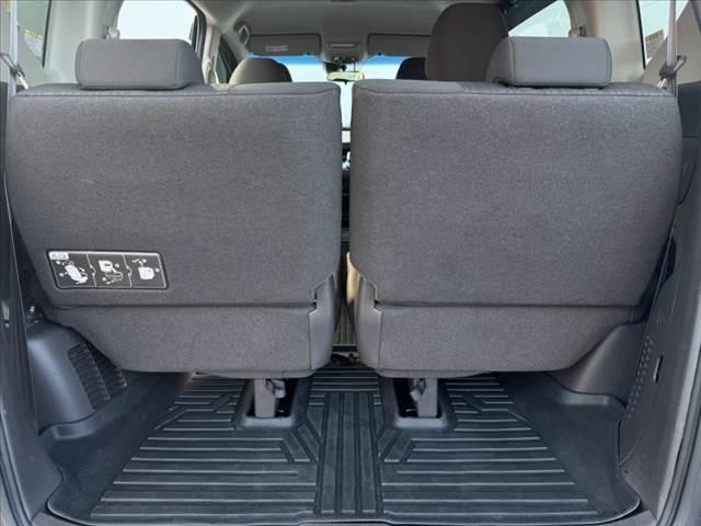 フリードハイブリッド ハイブリッド・Ｇホンダセンシング　禁煙車　ホンダセンシング　両電スラ　インターナビセット　Ｂカメラ　フルセグ　ＬＥＤヘッド　　シートヒーター　２列目キャプテンシート　ロールサンシェード　スマートキー　ＥＴＣ　ドラレコ　外１５ＡＷ（21枚目）