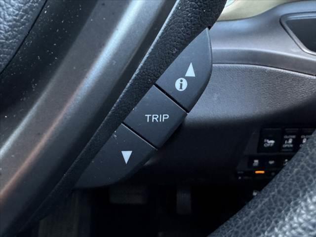 フリードハイブリッド ハイブリッド・Ｇホンダセンシング　禁煙車　ホンダセンシング　両電スラ　インターナビセット　Ｂカメラ　フルセグ　ＬＥＤヘッド　　シートヒーター　２列目キャプテンシート　ロールサンシェード　スマートキー　ＥＴＣ　ドラレコ　外１５ＡＷ（25枚目）