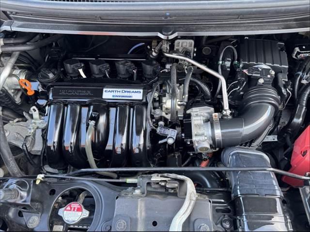 フリードハイブリッド ハイブリッド・Ｇホンダセンシング　禁煙車　ホンダセンシング　両電スラ　インターナビセット　Ｂカメラ　フルセグ　ＬＥＤヘッド　　シートヒーター　２列目キャプテンシート　ロールサンシェード　スマートキー　ＥＴＣ　ドラレコ　外１５ＡＷ（48枚目）