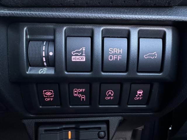 フォレスター スポーツ 禁煙車 車検整備付 アイサイトセーフティプラス 8インチナビ フルセグ Bカメラ メモリー付パワーシート 前後シートヒーター ハーフレザー パワーバックドア ETC 純18AW LEDヘッド(6枚目)