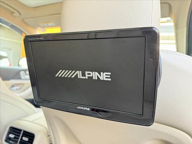 ＧＬＳ ＧＬＳ４００ｄ　４マチック　ＡＭＧライン　禁煙車　車検整備付　４ＷＤ　パノラミックスライディングルーフ　ベージュ革シート　レーダーセーフティＰＫＧ　ブルメスター　１２．３型ナビ　３６０度カメラ　Ｒモニター　ＬＥＤヘッド　パワーシート（6枚目）