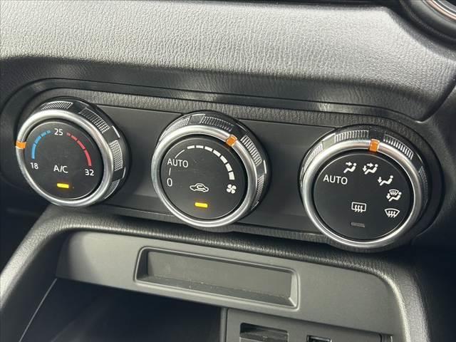 ロードスター Sスペシャルパッケージ 禁煙車 中期 6MT セーフティパッケージ 16インチAW ブリッドフルバケ 車高調 4点式ロールバー 機械式LSD 社外マフラー LEDヘッド オートライト アドバンスドキー 革巻きステ(20枚目)