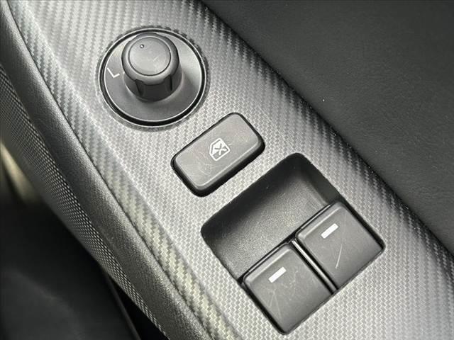 ロードスター Sスペシャルパッケージ 禁煙車 中期 6MT セーフティパッケージ 16インチAW ブリッドフルバケ 車高調 4点式ロールバー 機械式LSD 社外マフラー LEDヘッド オートライト アドバンスドキー 革巻きステ(28枚目)