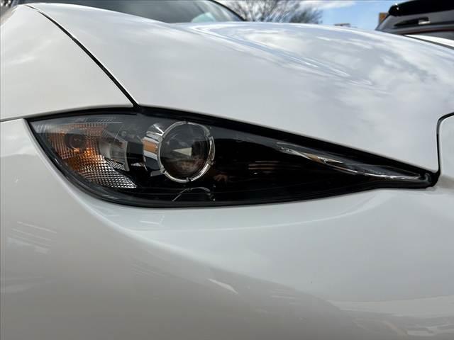 ロードスター Sスペシャルパッケージ 禁煙車 中期 6MT セーフティパッケージ 16インチAW ブリッドフルバケ 車高調 4点式ロールバー 機械式LSD 社外マフラー LEDヘッド オートライト アドバンスドキー 革巻きステ(33枚目)