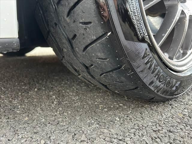 ロードスター Sスペシャルパッケージ 禁煙車 中期 6MT セーフティパッケージ 16インチAW ブリッドフルバケ 車高調 4点式ロールバー 機械式LSD 社外マフラー LEDヘッド オートライト アドバンスドキー 革巻きステ(44枚目)