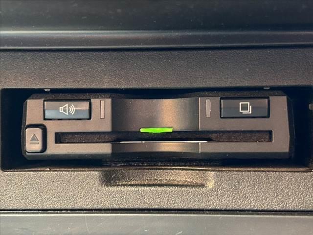 ランドクルーザープラド TX Lパッケージ 禁煙車 後期 ムーンルーフ ルーフレール OPアルミ 9インチナビ フルセグ Bカメラ HDMI パワーシート シートヒーター ベンチレーション LEDヘッド 電動格納シート クルコン ETC(6枚目)