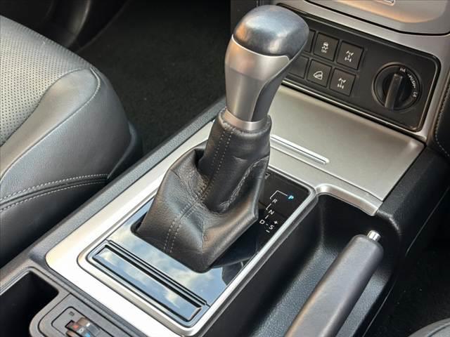 ランドクルーザープラド TX Lパッケージ 禁煙車 後期 ムーンルーフ ルーフレール OPアルミ 9インチナビ フルセグ Bカメラ HDMI パワーシート シートヒーター ベンチレーション LEDヘッド 電動格納シート クルコン ETC(26枚目)