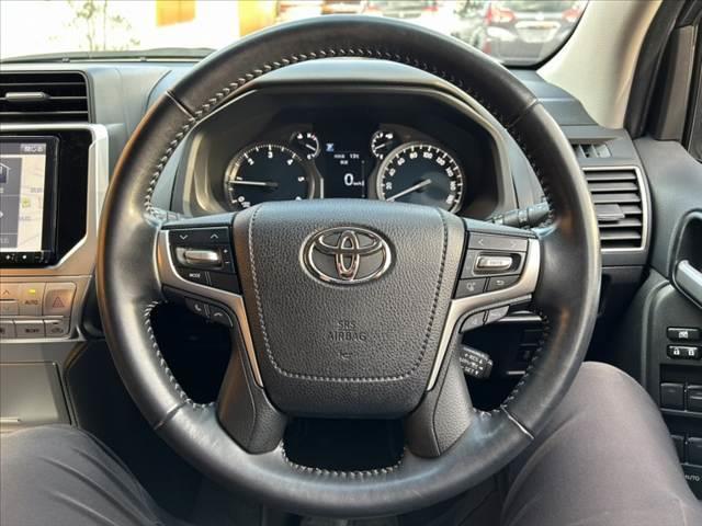 ランドクルーザープラド TX Lパッケージ 禁煙車 後期 ムーンルーフ ルーフレール OPアルミ 9インチナビ フルセグ Bカメラ HDMI パワーシート シートヒーター ベンチレーション LEDヘッド 電動格納シート クルコン ETC(29枚目)