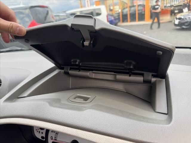 ステラ 　禁煙車　車検整備付　オーディオ　キーレスキー　電格ミラー　レベライザー　１２Ｖソケット　プライバシーガラス　ウレタン製ステア　ＳＲＳエアバック　外１４インチＡＷ　オートエアコン　シートリフター（24枚目）