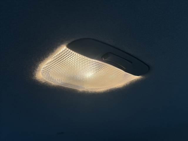 ステラ 　禁煙車　車検整備付　オーディオ　キーレスキー　電格ミラー　レベライザー　１２Ｖソケット　プライバシーガラス　ウレタン製ステア　ＳＲＳエアバック　外１４インチＡＷ　オートエアコン　シートリフター（29枚目）