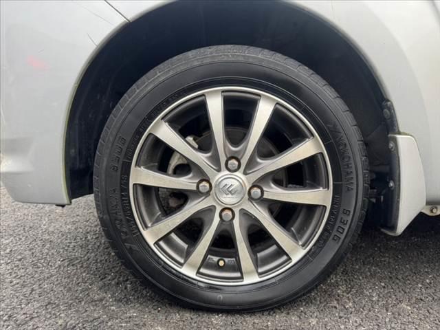 ステラ 　禁煙車　車検整備付　オーディオ　キーレスキー　電格ミラー　レベライザー　１２Ｖソケット　プライバシーガラス　ウレタン製ステア　ＳＲＳエアバック　外１４インチＡＷ　オートエアコン　シートリフター（39枚目）