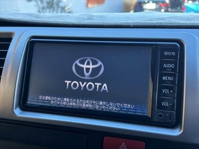 レジアスエースバン ロングスーパーＧＬ　禁煙車　車検整備付　後期　ベットキッド　純正ナビ　地デジＴＶ　リアヒーター　ステリモ　ドラレコ　ＥＴＣ　両側スライド　電格ミラー（3枚目）