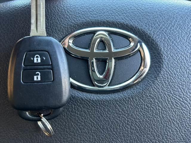 レジアスエースバン ロングスーパーＧＬ　禁煙車　車検整備付　後期　ベットキッド　純正ナビ　地デジＴＶ　リアヒーター　ステリモ　ドラレコ　ＥＴＣ　両側スライド　電格ミラー（4枚目）