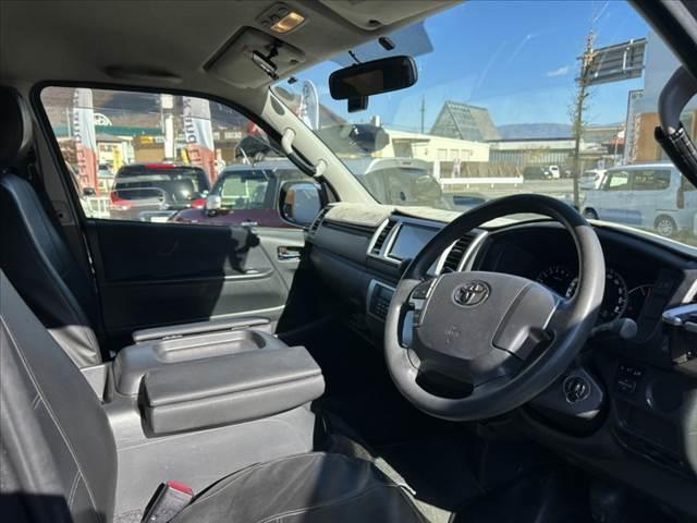 レジアスエースバン ロングスーパーＧＬ　禁煙車　車検整備付　後期　ベットキッド　純正ナビ　地デジＴＶ　リアヒーター　ステリモ　ドラレコ　ＥＴＣ　両側スライド　電格ミラー（16枚目）