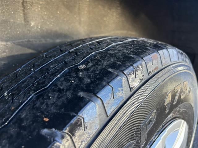 レジアスエースバン ロングスーパーＧＬ　禁煙車　車検整備付　後期　ベットキッド　純正ナビ　地デジＴＶ　リアヒーター　ステリモ　ドラレコ　ＥＴＣ　両側スライド　電格ミラー（42枚目）