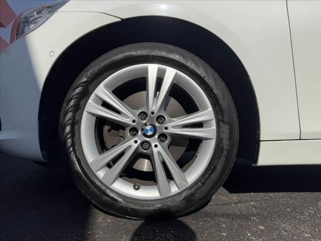 ２シリーズ ２１８ｄクロスカントリー　禁煙車　４ＷＤ　８．８型ナビ　Ｐバックドア　アクティブクルコン　パーキングサポート　ドライビングアシスト　ＬＥＤヘッド　ルーフレール　ＥＴＣ　合皮シート　シートヒーター　革巻ステ　コンフォートアクセス（39枚目）