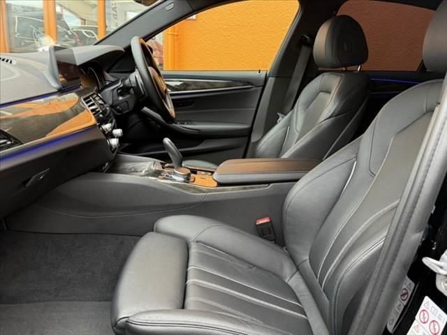 ５シリーズ ５３０ｉ　Ｍスポーツ　禁煙車　革シート　１０．２インチナビ　全方位モニター　フルセグ　パーキングアシスト＋　ドライビングアシスト＋　ＬＥＤヘッド　Ｐシート　シートヒーター　Ｐトランク　純１９インチＡＷ　ドラレコ　ＥＴＣ（17枚目）