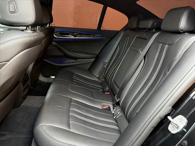 ５シリーズ ５３０ｉ　Ｍスポーツ　禁煙車　革シート　１０．２インチナビ　全方位モニター　フルセグ　パーキングアシスト＋　ドライビングアシスト＋　ＬＥＤヘッド　Ｐシート　シートヒーター　Ｐトランク　純１９インチＡＷ　ドラレコ　ＥＴＣ（18枚目）
