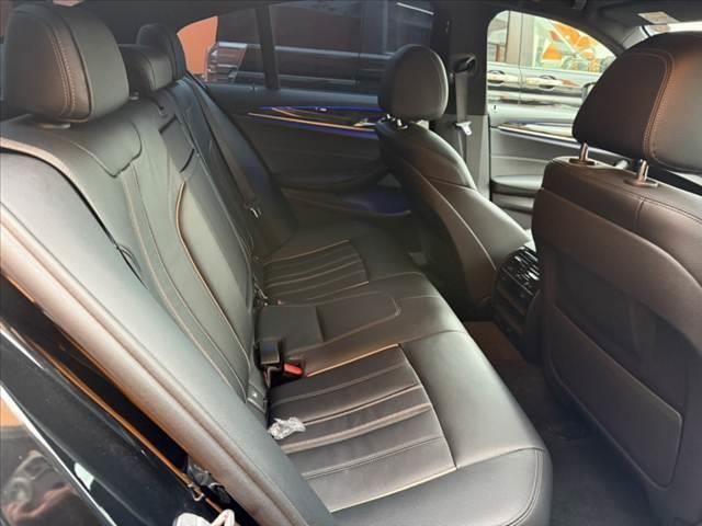５シリーズ ５３０ｉ　Ｍスポーツ　禁煙車　革シート　１０．２インチナビ　全方位モニター　フルセグ　パーキングアシスト＋　ドライビングアシスト＋　ＬＥＤヘッド　Ｐシート　シートヒーター　Ｐトランク　純１９インチＡＷ　ドラレコ　ＥＴＣ（20枚目）