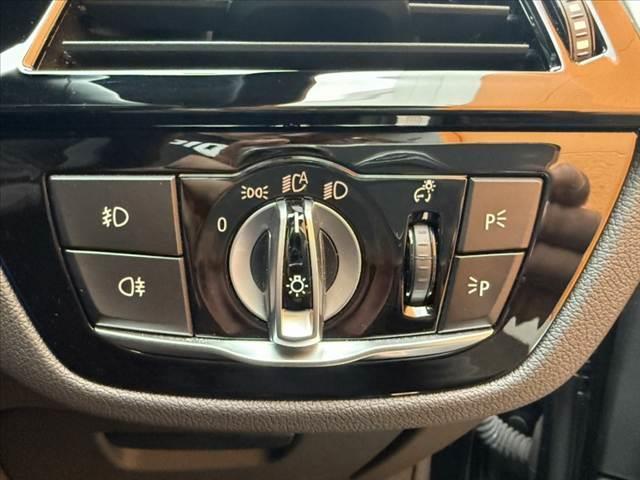 ５シリーズ ５３０ｉ　Ｍスポーツ　禁煙車　革シート　１０．２インチナビ　全方位モニター　フルセグ　パーキングアシスト＋　ドライビングアシスト＋　ＬＥＤヘッド　Ｐシート　シートヒーター　Ｐトランク　純１９インチＡＷ　ドラレコ　ＥＴＣ（26枚目）