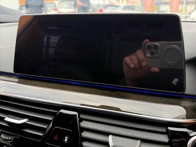 ５シリーズ ５３０ｉ　Ｍスポーツ　禁煙車　革シート　１０．２インチナビ　全方位モニター　フルセグ　パーキングアシスト＋　ドライビングアシスト＋　ＬＥＤヘッド　Ｐシート　シートヒーター　Ｐトランク　純１９インチＡＷ　ドラレコ　ＥＴＣ（30枚目）