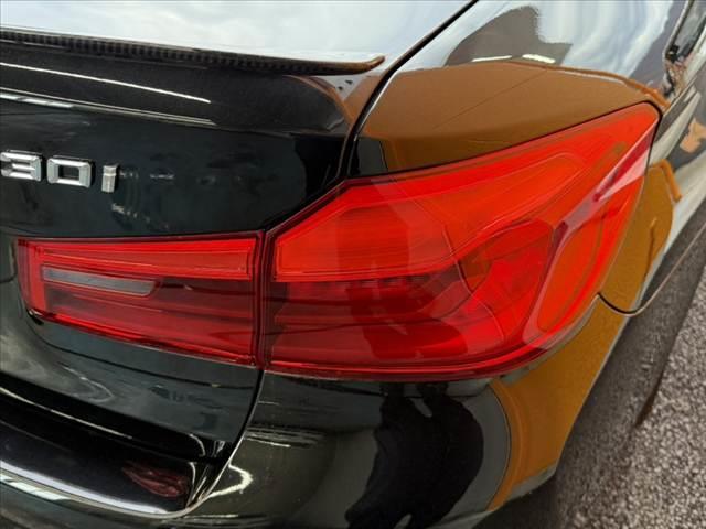 ５シリーズ ５３０ｉ　Ｍスポーツ　禁煙車　革シート　１０．２インチナビ　全方位モニター　フルセグ　パーキングアシスト＋　ドライビングアシスト＋　ＬＥＤヘッド　Ｐシート　シートヒーター　Ｐトランク　純１９インチＡＷ　ドラレコ　ＥＴＣ（36枚目）