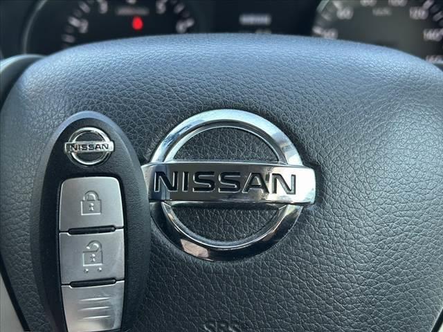 エクストレイル 20X エマージェンシーブレーキパッケージ 禁煙車 LEDヘッド エマブレ 純正ナビ フルセグ バックカメラ インテリキー オートライト フォグ シートヒーター 純正17インチAW 革巻きステ ステリモ ETC ドラレコ WSRSエアバック(4枚目)