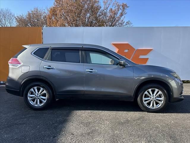 エクストレイル 20X エマージェンシーブレーキパッケージ 禁煙車 LEDヘッド エマブレ 純正ナビ フルセグ バックカメラ インテリキー オートライト フォグ シートヒーター 純正17インチAW 革巻きステ ステリモ ETC ドラレコ WSRSエアバック(12枚目)