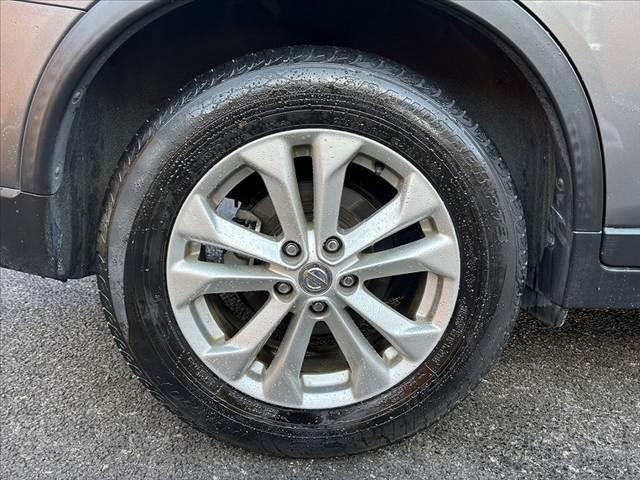 エクストレイル 20X エマージェンシーブレーキパッケージ 禁煙車 LEDヘッド エマブレ 純正ナビ フルセグ バックカメラ インテリキー オートライト フォグ シートヒーター 純正17インチAW 革巻きステ ステリモ ETC ドラレコ WSRSエアバック(39枚目)