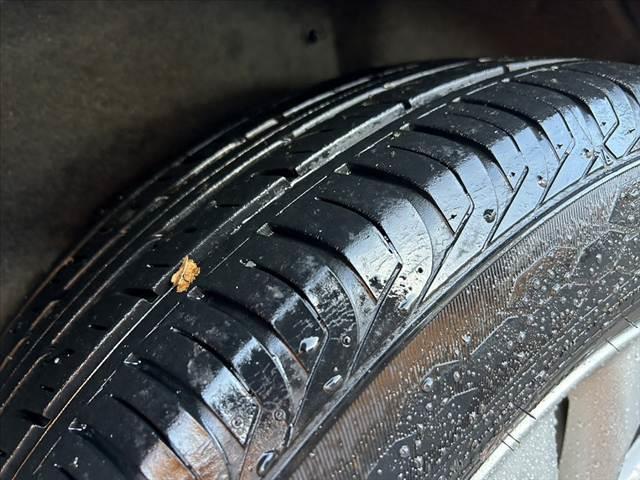 エクストレイル 20X エマージェンシーブレーキパッケージ 禁煙車 LEDヘッド エマブレ 純正ナビ フルセグ バックカメラ インテリキー オートライト フォグ シートヒーター 純正17インチAW 革巻きステ ステリモ ETC ドラレコ WSRSエアバック(40枚目)