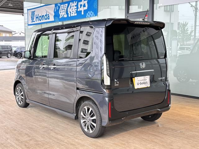 とてもキレイなカラーとなっております。ぜひ現車にてご確認くださいませ