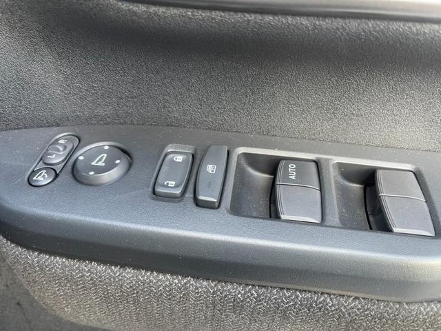 パワーウィンドウ操作部