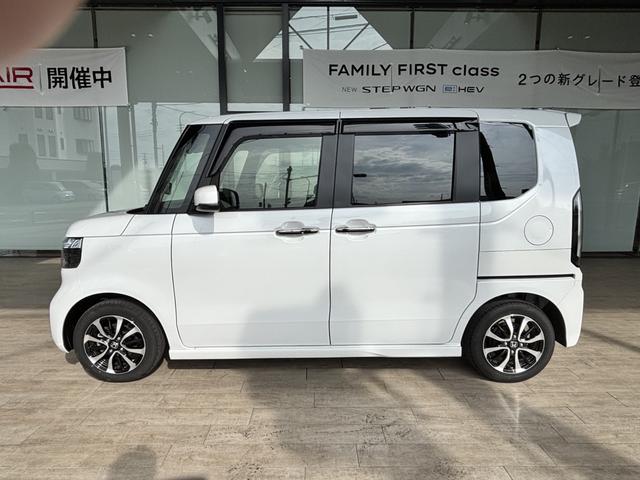 Ｎ－ＢＯＸカスタム コーディネートスタイル　ＨｏｎｄａＳＥＮＳＩＮＧ・ディスプレイオーディオ・ドラレコＨｏｎｄａＣＯＮＮＥＣＴ・ＥＴＣ・ＬＥＤヘッドライト両側パワースライドドア・シートヒーター（5枚目）
