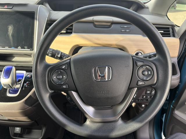 フリードハイブリッド ハイブリッド・Ｇホンダセンシング　ＨｏｎｄａＳＥＮＳＩＮＧ・フルセグＮＡＶＩ・ＬＥＤヘッドライト・ＥＴＣ両側パワースライドドア・シートヒーター・４ＷＤ（31枚目）
