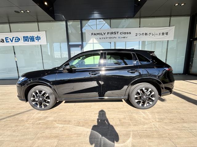 ZR-V e:HEVZ ワンオーナー ナビ 革シート(8枚目)