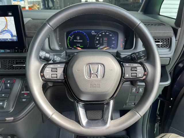 ステップワゴン e:HEVスパーダプレミアムライン ワンオーナー ギャザズナビ(11枚目)