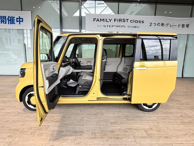 N-BOX ファッションスタイル HondaSENSING・ホンダ純正ディスプレイオーディオHondaCONNECT・LEDヘッドライト・ドラレコ両側パワースライドドア・シートヒーター(9枚目)