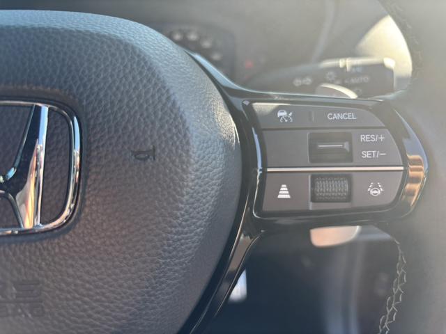 ＺＲ－Ｖ ｅ：ＨＥＶＺ特別仕様車ブラックスタイル　ＨｏｎｄａＳＥＮＳＩＮＧ・フルセグＮＡＶＩ・ＥＴＣ２．０ＨｏｎｄａＣＯＮＮＥＣＴ・ＬＥＤヘッドライト・シートヒーター前後ドラレコ・アラウンドビューモニター・パワーシート（13枚目）