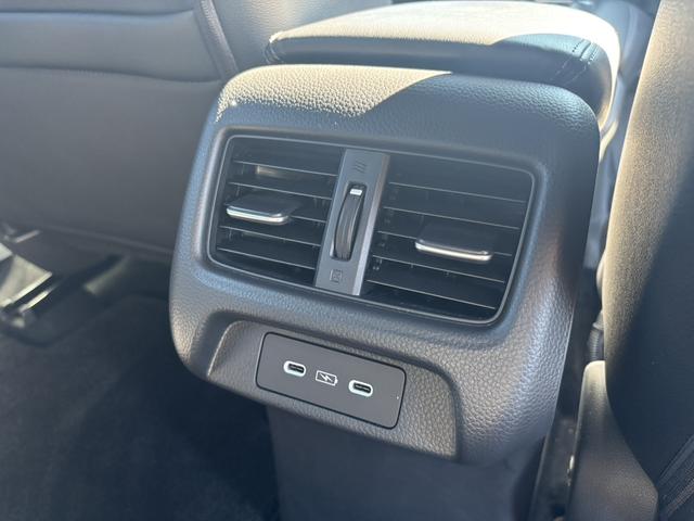 ＺＲ－Ｖ ｅ：ＨＥＶＺ特別仕様車ブラックスタイル　ＨｏｎｄａＳＥＮＳＩＮＧ・フルセグＮＡＶＩ・ＥＴＣ２．０ＨｏｎｄａＣＯＮＮＥＣＴ・ＬＥＤヘッドライト・シートヒーター前後ドラレコ・アラウンドビューモニター・パワーシート（27枚目）