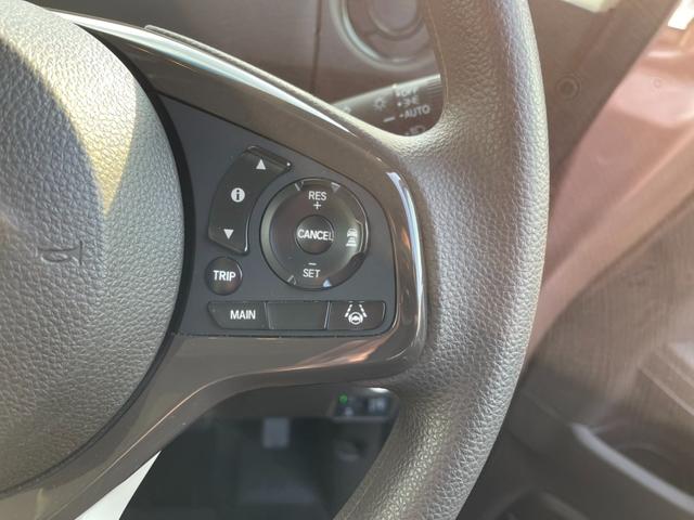 先進の安全運転支援機能ＨｏｎｄａＳＥＮＳＩＮＧを装備しています。衝突軽減ブレーキをはじめ、高速クルージング時の運転もサポートしてくれます。