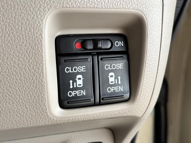 N-BOX 2トーンカラースタイルG・ターボLパッケージ Honda純正フルセグNAVI・両側パワースライドドア・ETCHIDヘッドライト・アルミホイール(22枚目)