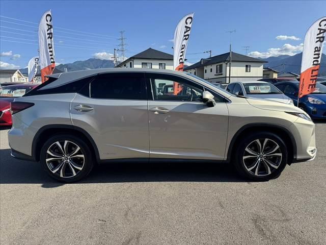 ＲＸ ＲＸ４５０ｈ　バージョンＬ　後期　車検整備付　禁煙車　ＳＲ　１２インチナビ　後席１１．６インチモニター×２　全方位モニター　フルセグ　ＢＴ　パワーシート　電動リアゲート　クルコン　パドルシフト　セーフティＳプラス　Ｐスタート（11枚目）