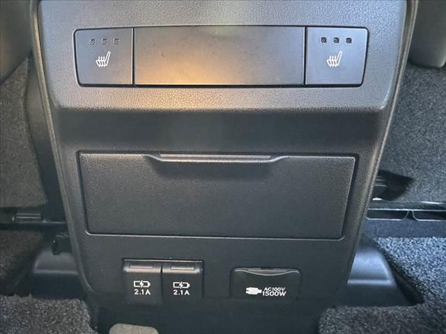 ＲＸ ＲＸ４５０ｈ　バージョンＬ　後期　車検整備付　禁煙車　ＳＲ　１２インチナビ　後席１１．６インチモニター×２　全方位モニター　フルセグ　ＢＴ　パワーシート　電動リアゲート　クルコン　パドルシフト　セーフティＳプラス　Ｐスタート（32枚目）