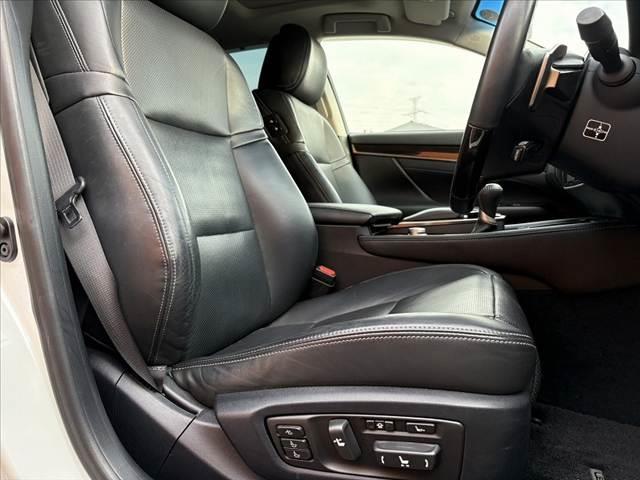 ＧＳ ＧＳ４５０ｈ　バージョンＬ　中期　車検整備付　禁煙車　ＳＲ　純正ナビ　ＢＳＭ　クルコン　ＨＵＤ　Ｐシート　シートメモリー　純正１９インチＡＷ　Ｐバックドア　シートヒーター　シートベンチレーション　ＬＥＤ　前後ドラレコ　電動Ｐ（16枚目）