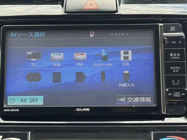 カローラフィールダー ハイブリッドＧ　中期　ナビ　フルセグ　Ｐスタート　スマートキー　Ｂカメラ　セーフティセンスＣ　先行車発進告知機能　ドラレコ　革巻きステアリング　Ａハイビーム　ＥＴＣ　電格ミラー　Ｐガラス　ＡＡＣ　カーテンエアバッグ（3枚目）