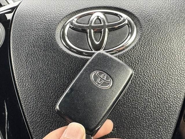 アクア Ｓ　後期　禁煙　車検整備付　９インチナビ　セーフティＳ　Ｂカメラ　ＢＴ　ＤＶＤ　ステリモ　Ａライト　ＬＥＤ　Ａハイビーム　Ｐスタ　ＡＡＣ　スマートキー　ドラレコ　ＬＤＷ　ＥＴＣ　ＥＳＣ　シートリフター（22枚目）