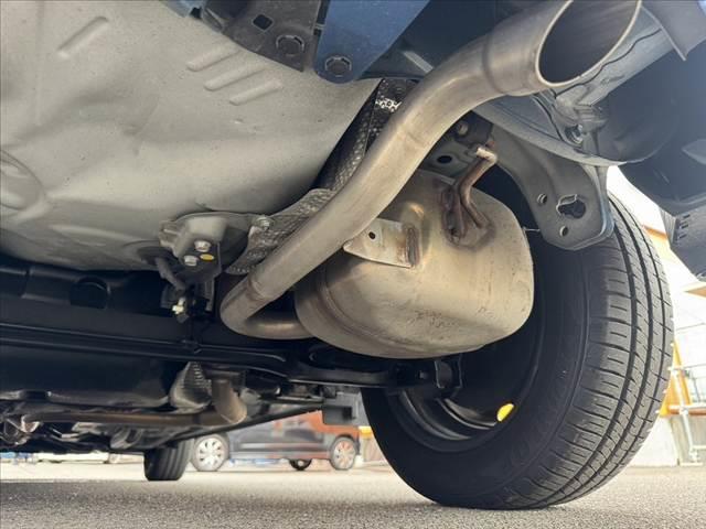 アクア Ｓ　後期　禁煙　車検整備付　９インチナビ　セーフティＳ　Ｂカメラ　ＢＴ　ＤＶＤ　ステリモ　Ａライト　ＬＥＤ　Ａハイビーム　Ｐスタ　ＡＡＣ　スマートキー　ドラレコ　ＬＤＷ　ＥＴＣ　ＥＳＣ　シートリフター（49枚目）