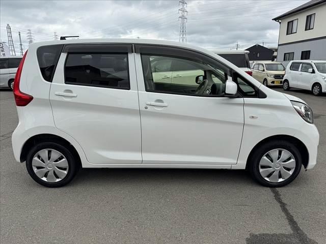 ｅＫワゴン 　禁煙車　車検整備付　後期　ｅアシスト　Ｂカメラ　シートヒーター　地デジ　ＢＴ　エアコン　キーレス　ヘッドライトレベライザー　電格ミラー　横滑り防止　Ｗエアバッグ　ＡＢＳ　リアワイパー　ＵＶカットガラス（11枚目）