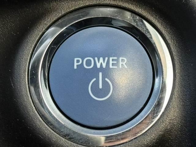 アクア S 禁煙車 ナビ フルセグ BT DVD再生 Pスタート Aライト 社外AW ETC 前後ドラレコ 電格 スマートキー AAC SRSエアB ABS Pガラス フロアマット リアワイパー シートリフター(5枚目)